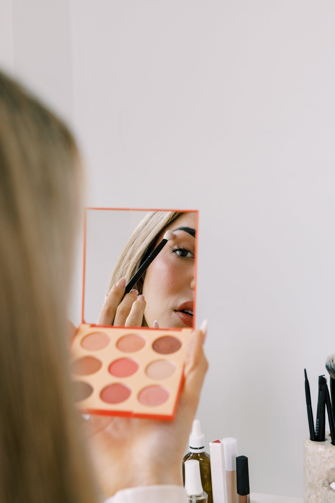 Fall Beauty Trends 2025: The Definitive Guide