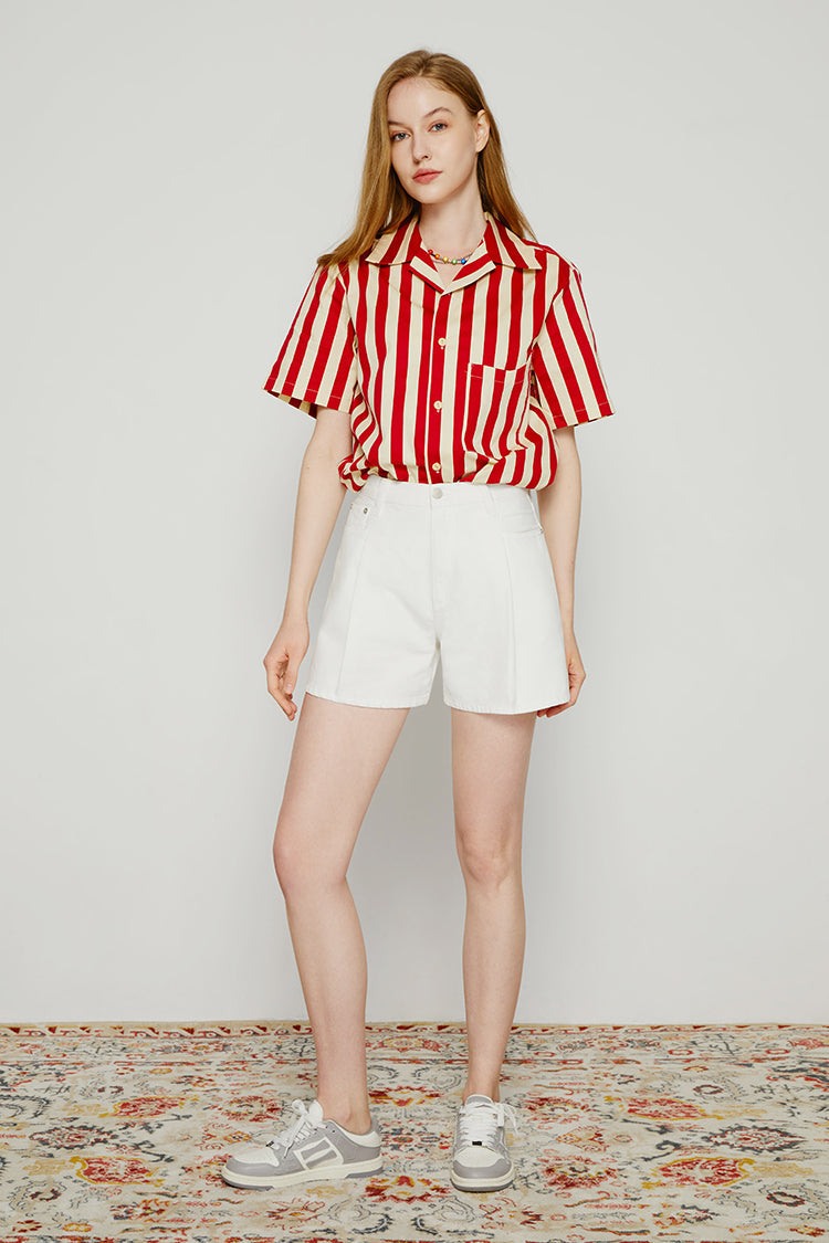 THE PLEATED FUN SHORT