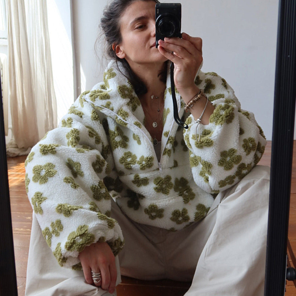 Winter Flowers Cozy Zip-Up Pocket Pullover