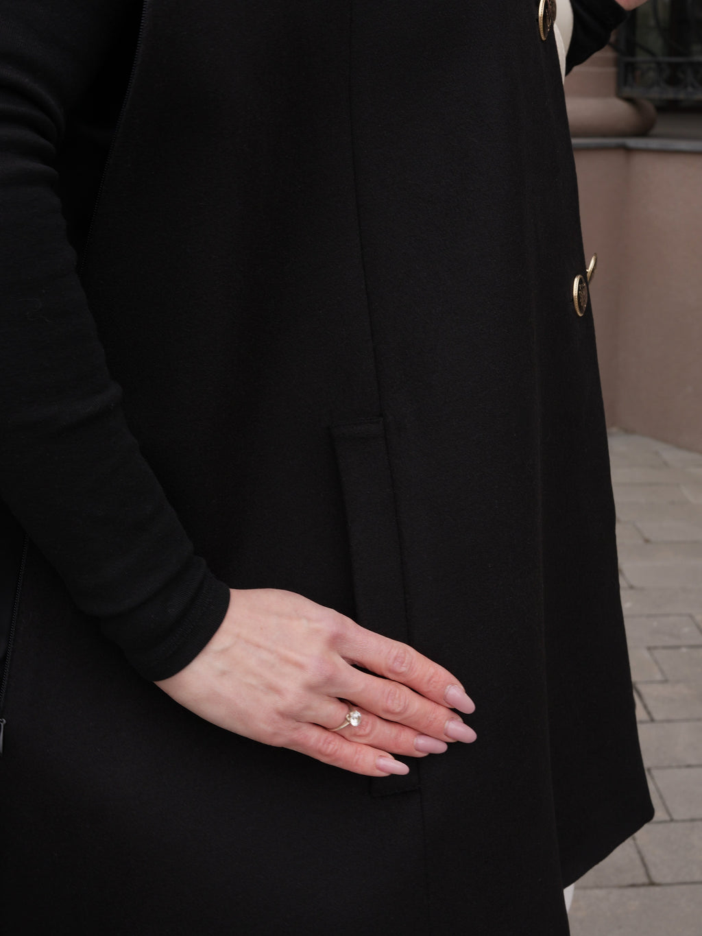 Paris Cashmere Bland Cape Coat in Black