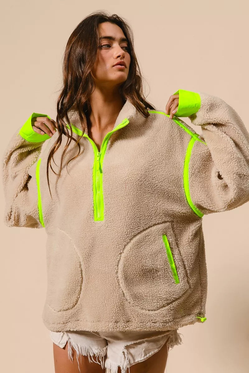 Contrast Edge Half Zip Up Sherpa Jacket