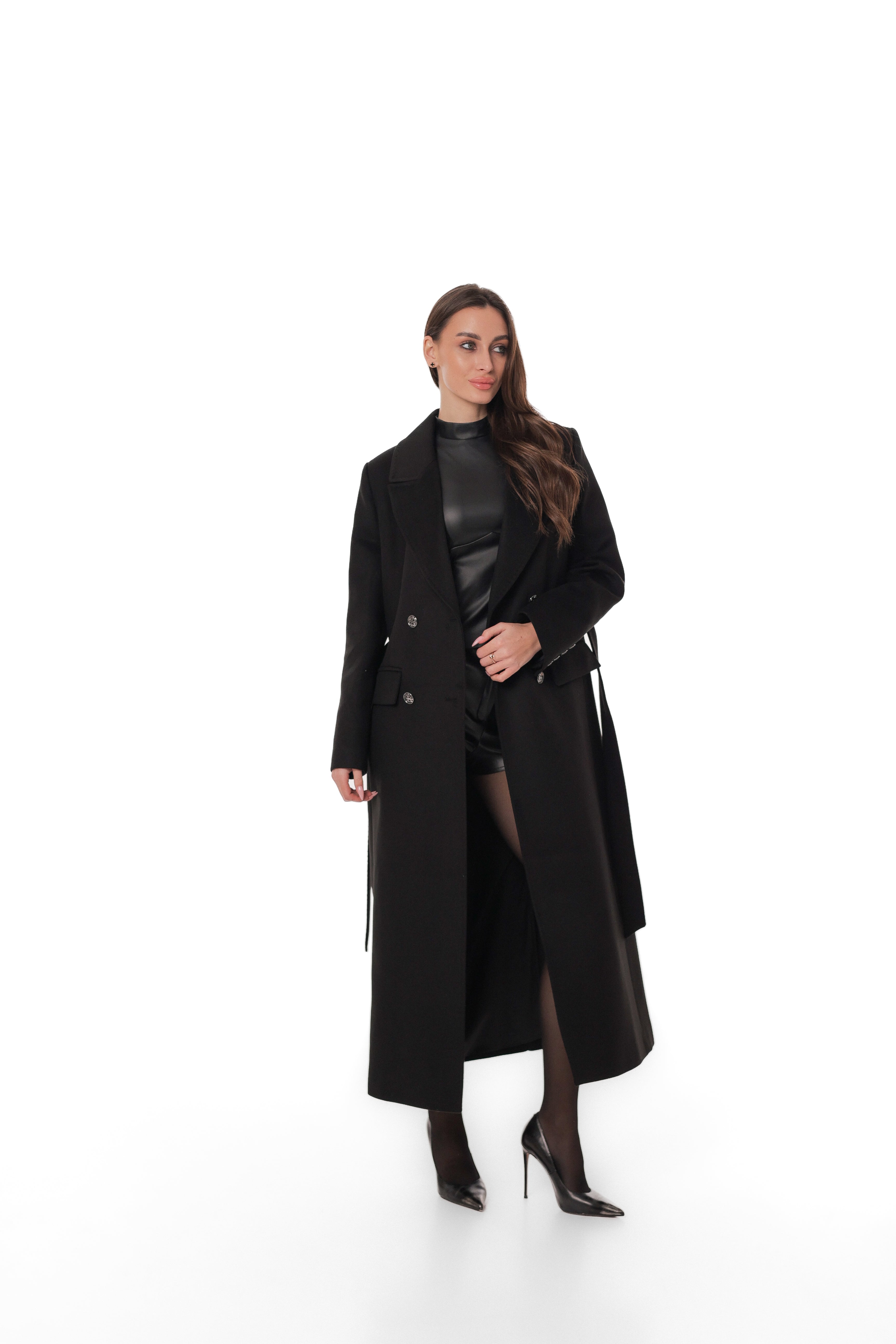 Ellis Tailored Cashmere Wool Coat in Black
