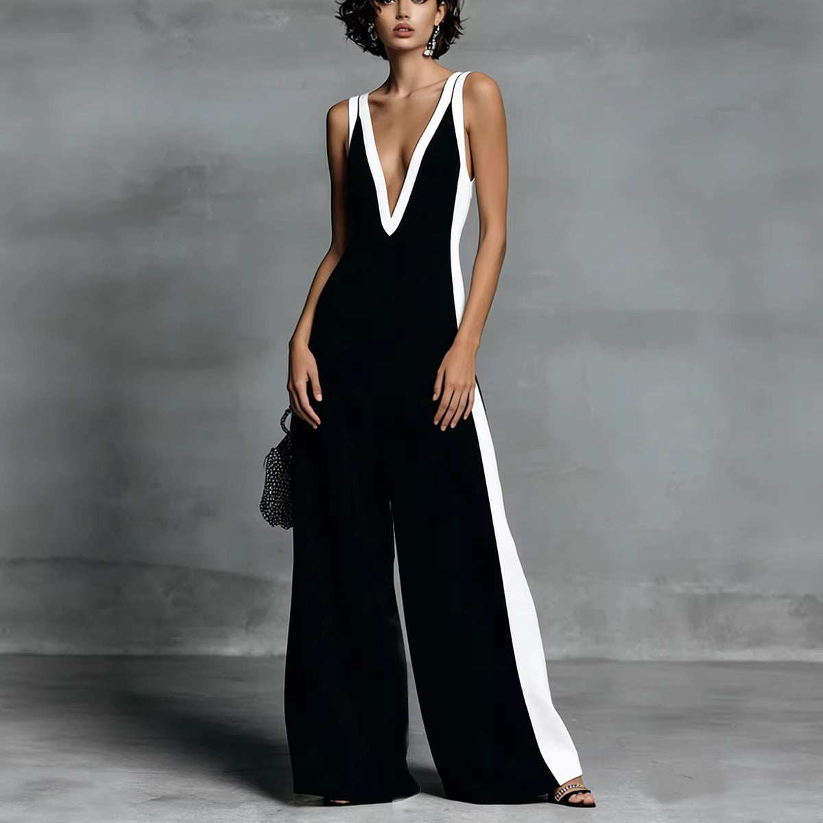 Women's Color-Block Sleeveless V-Neck Wide-Leg Jumpsuit