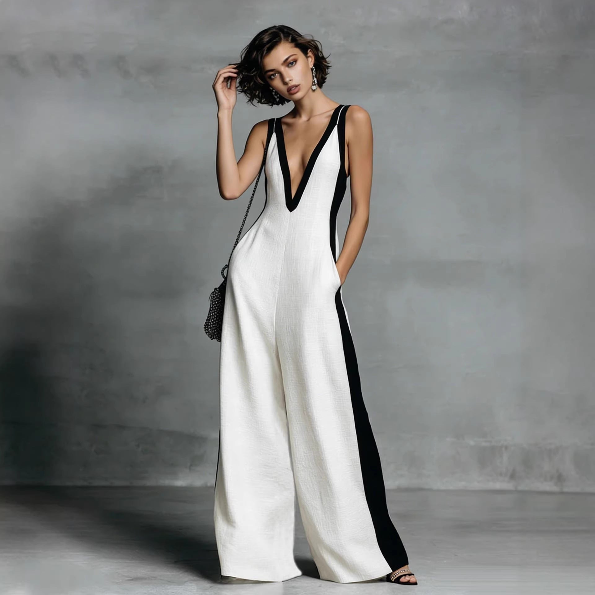 Women's Color-Block Sleeveless V-Neck Wide-Leg Jumpsuit