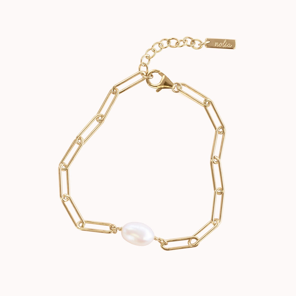 ADRIANA PEARL BRACELET
