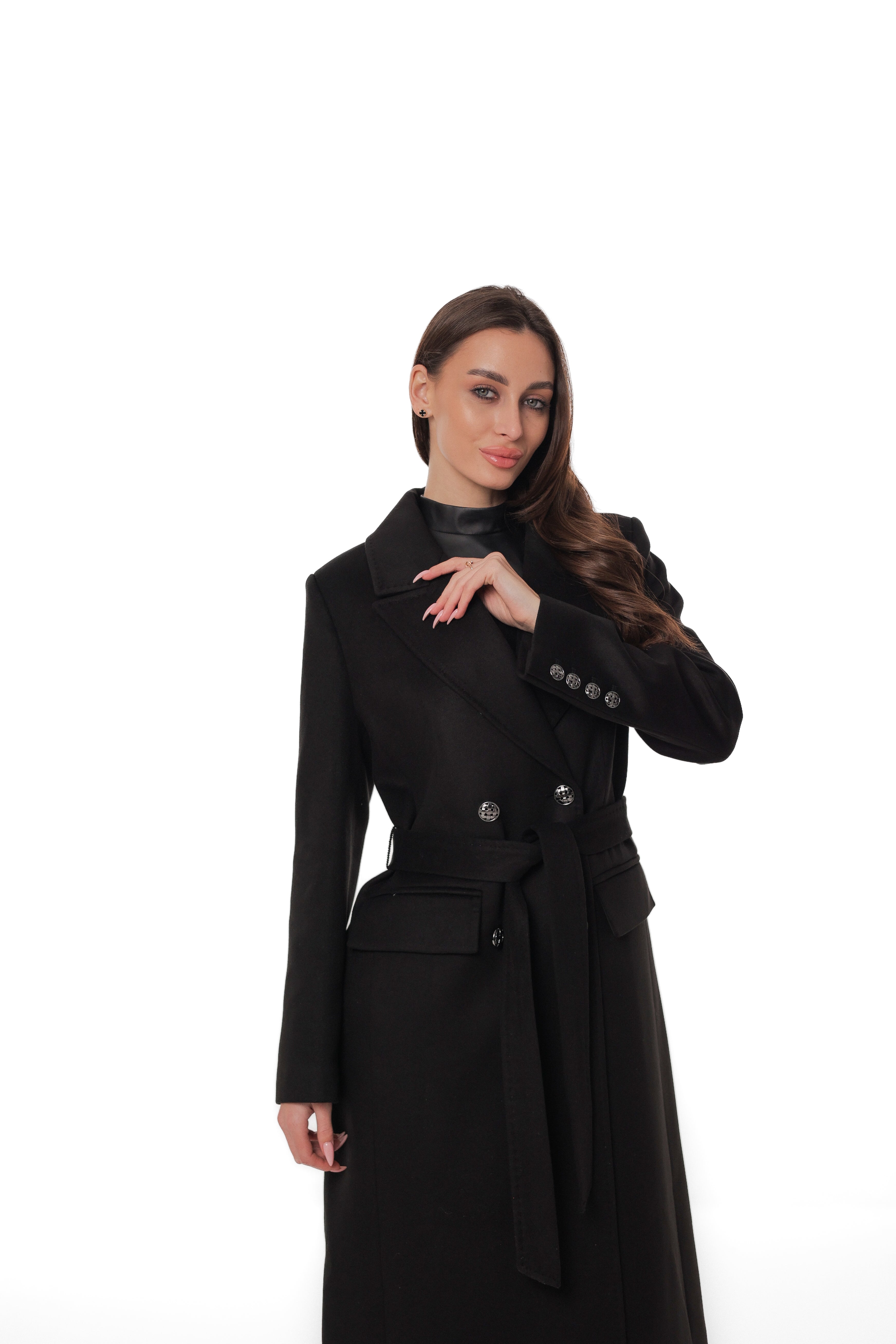 Ellis Tailored Cashmere Wool Coat in Black