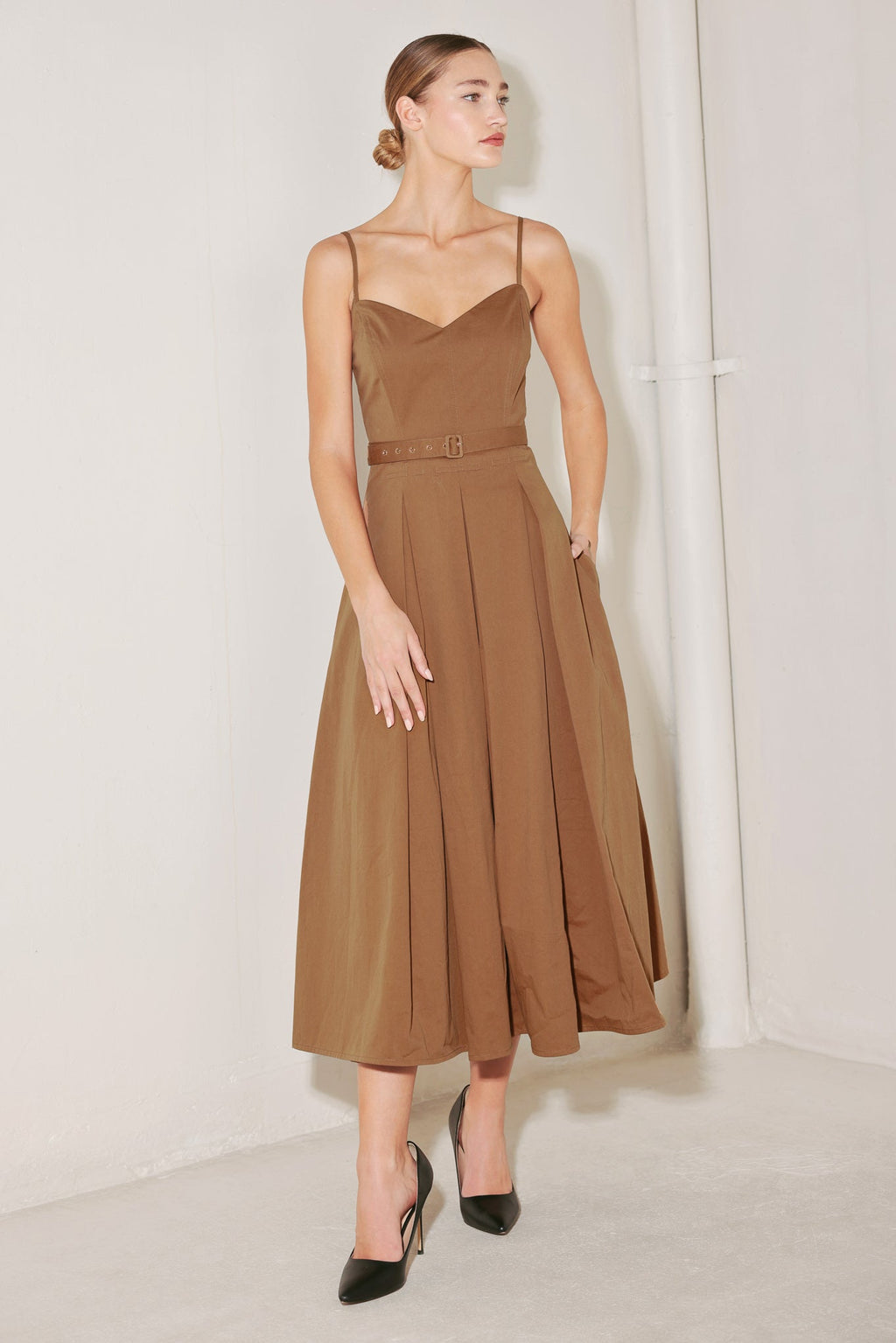 SUNSET SILHOUETTE WOVEN MIDI DRESS