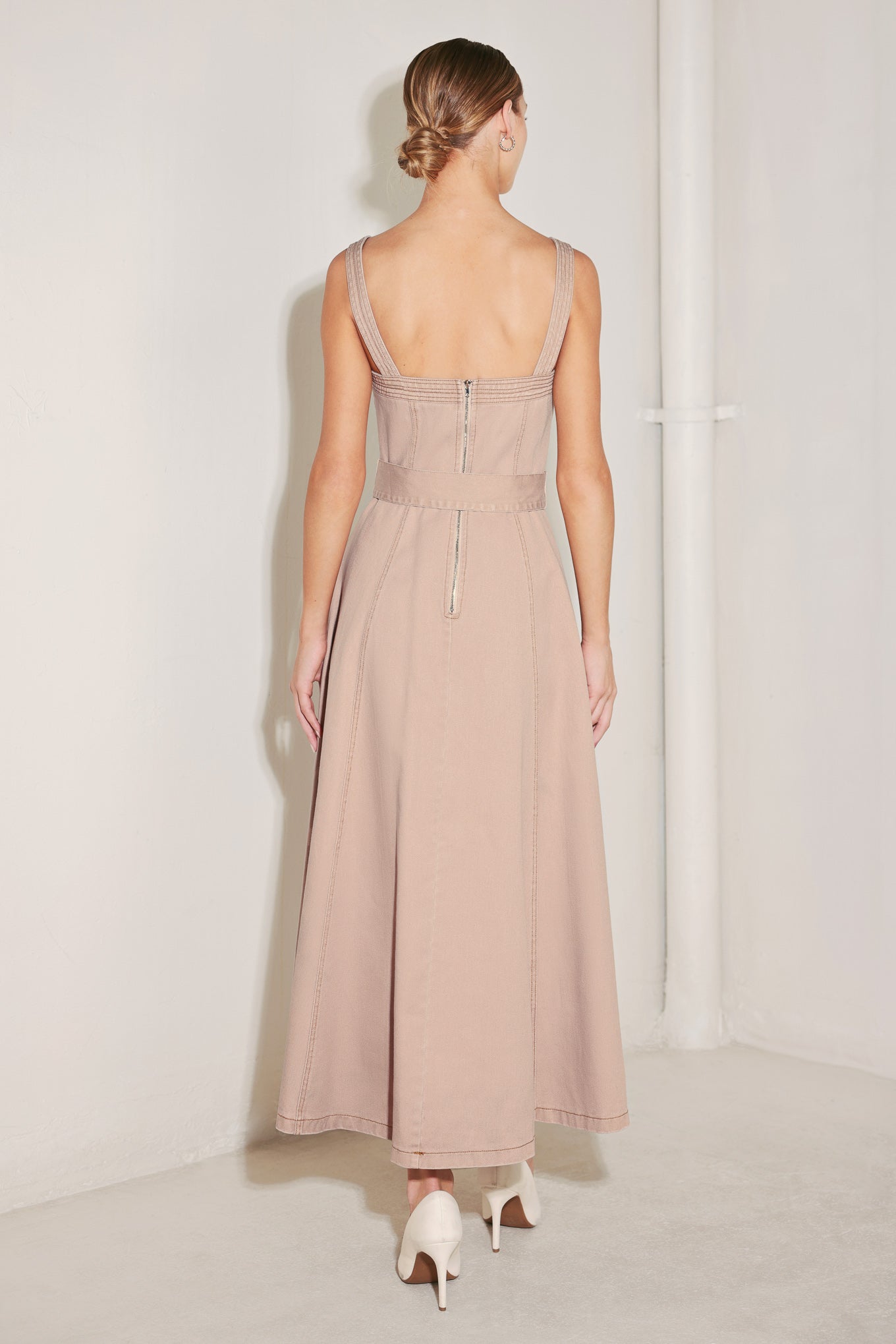 ELEVATED NEUTRAL BLUSH WOVEN MIDI DRESS