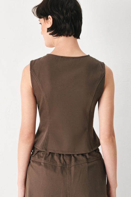 BROWN VEST