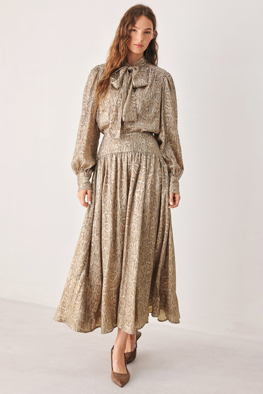 SERPENTINE TAUPE SNAKESKIN MIDI SKIRT
