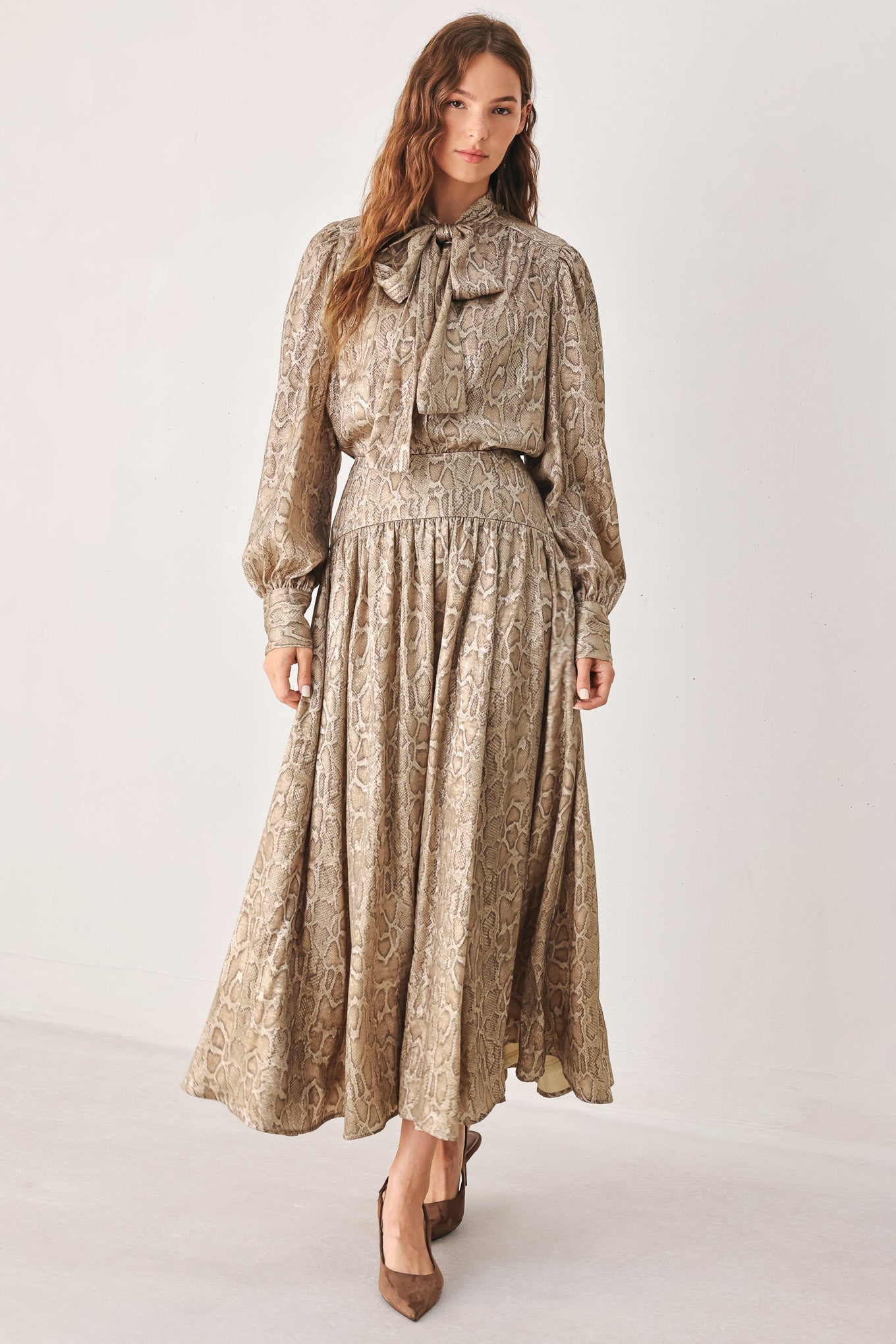 SERPENTINE TAUPE SNAKESKIN MIDI SKIRT