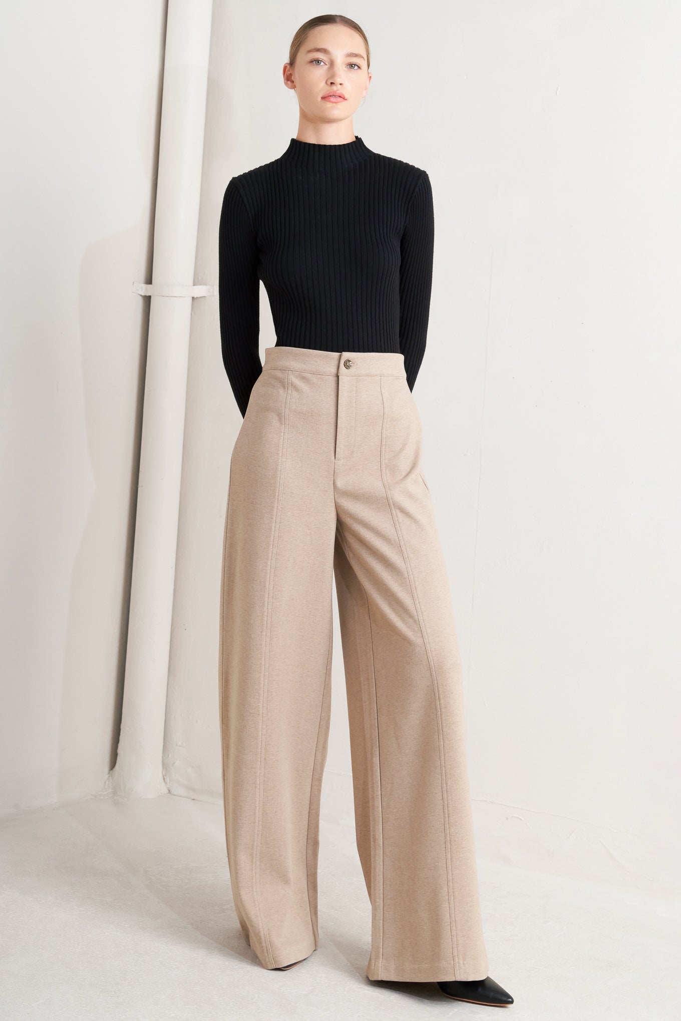 MODERN CORSET MOCHA KNIT PANTS