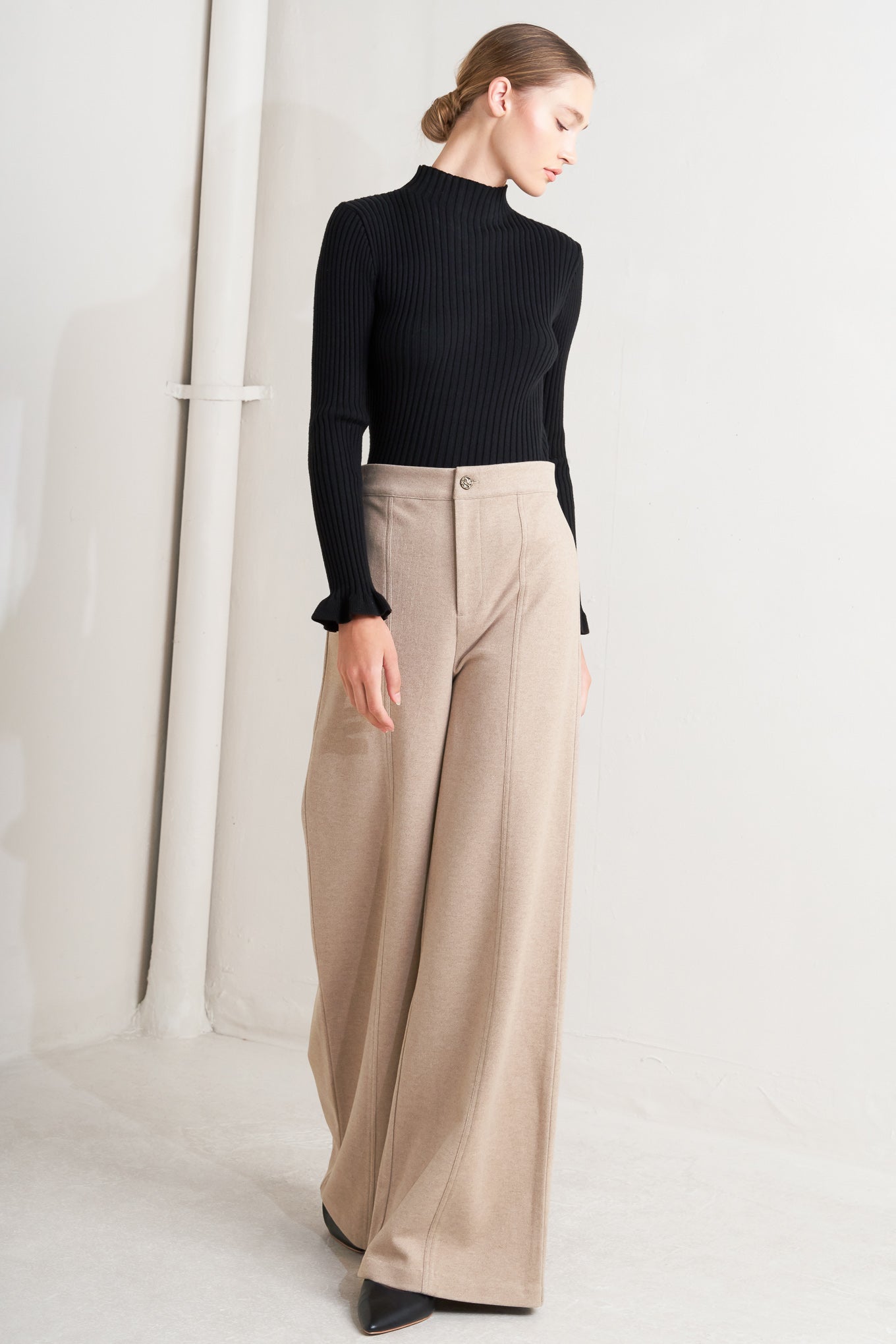 MODERN CORSET MOCHA KNIT PANTS
