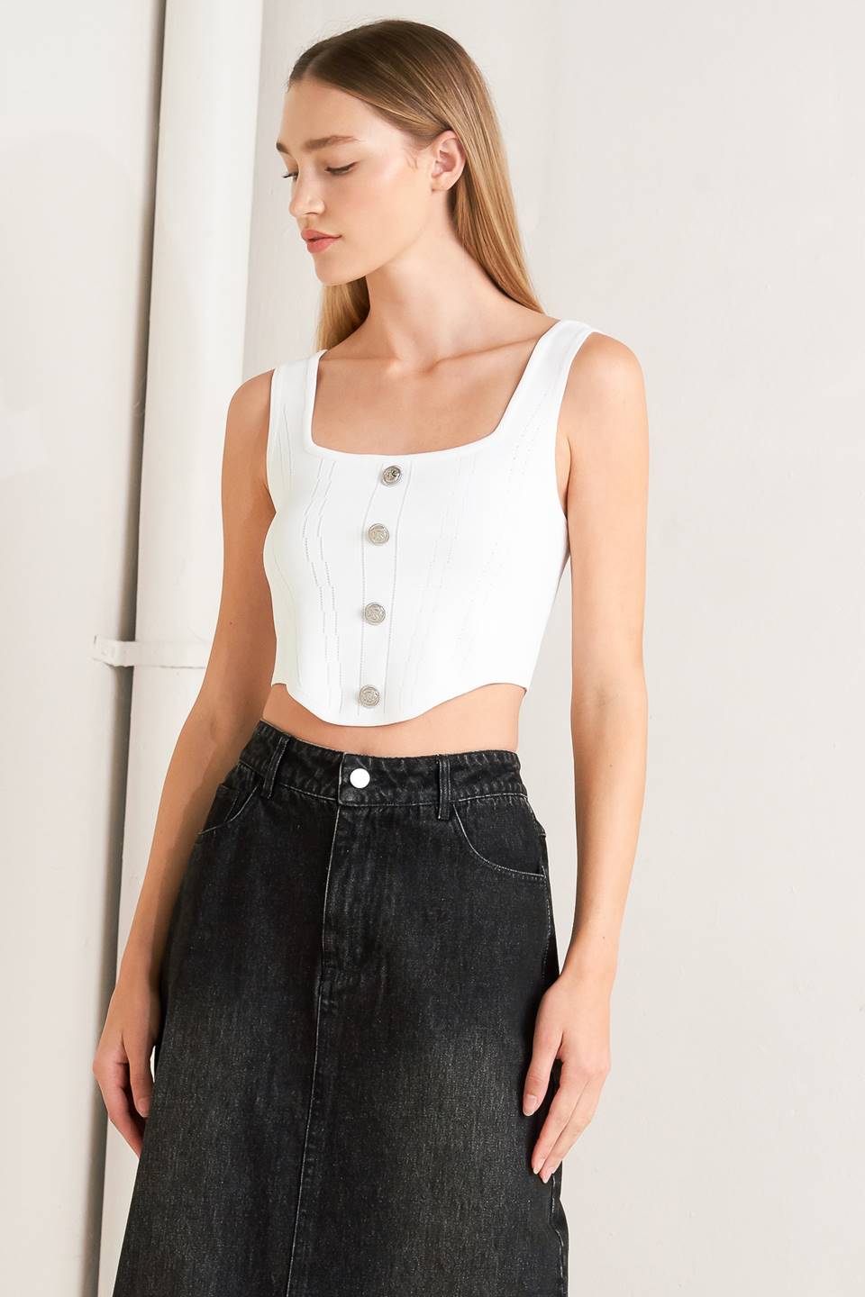 LUXE BUTTON TOP