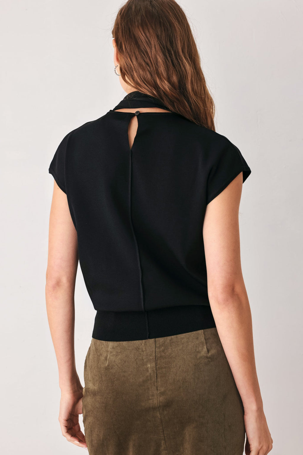 AMBER SOFT KNIT SCARF TOP