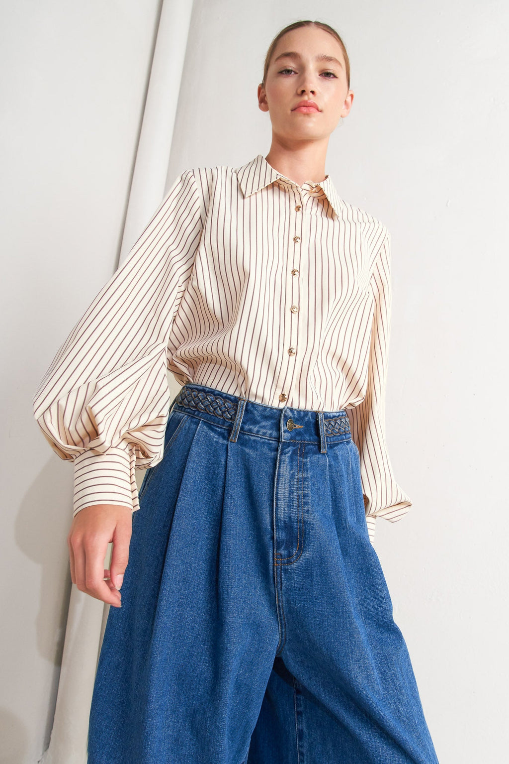 PINSTRIPE CHIC TOP