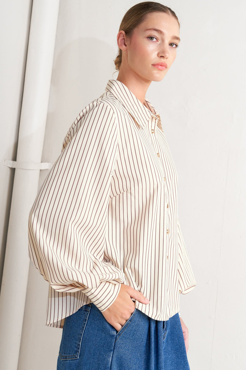 PINSTRIPE CHIC TOP