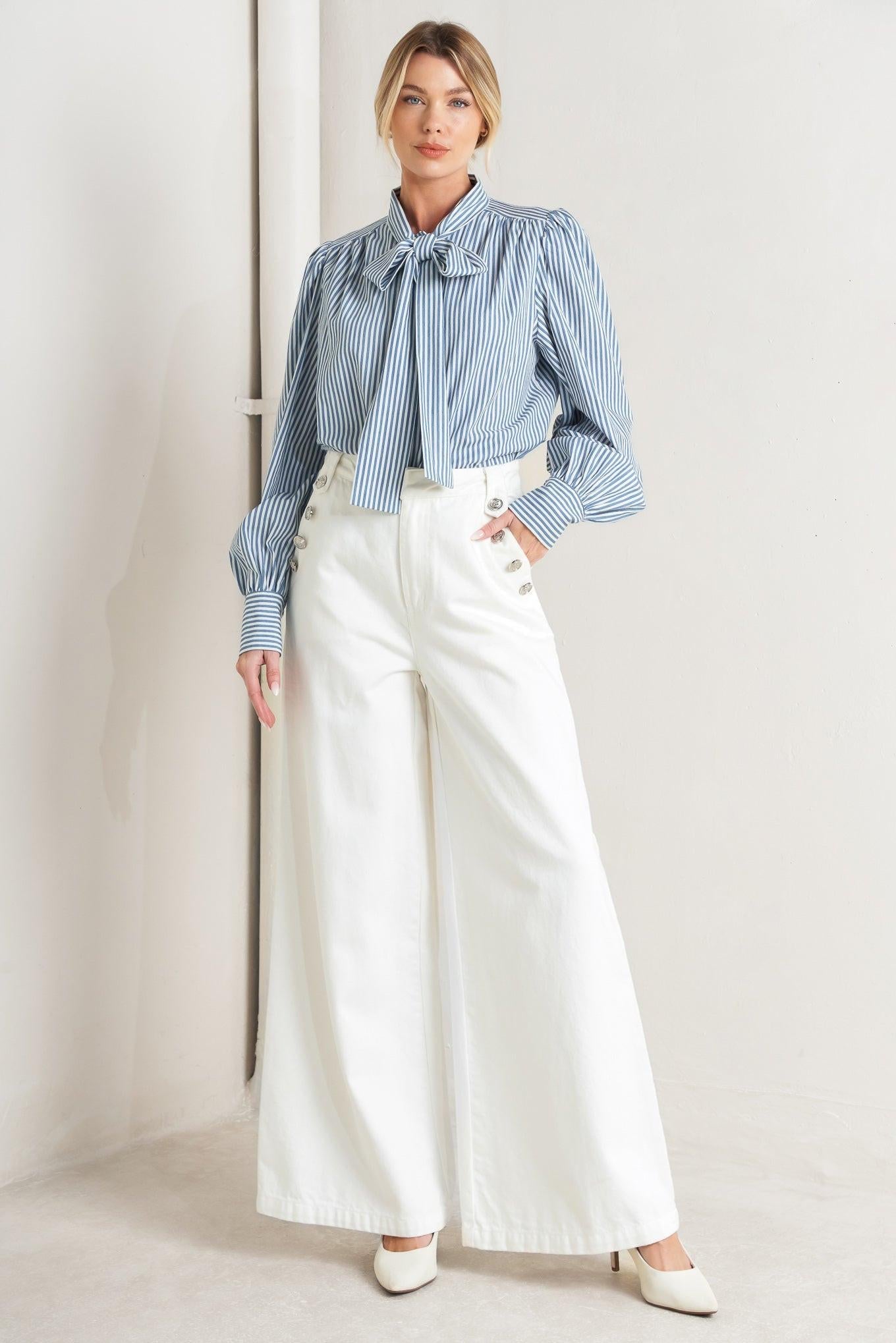 CHARMING INTENTIONS TOP