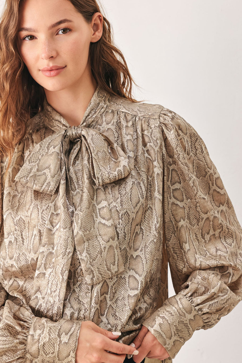 SERPENTINE TAUPE SNAKESKIN TOP