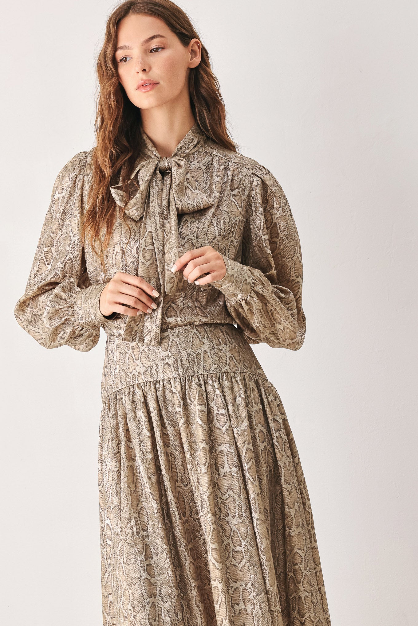 SERPENTINE TAUPE SNAKESKIN TOP