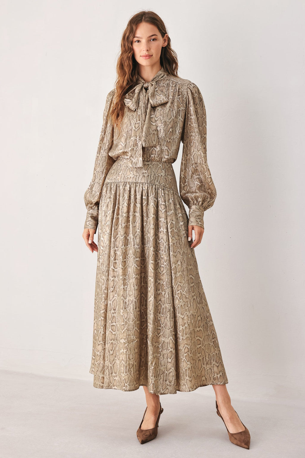 SERPENTINE TAUPE SNAKESKIN TOP