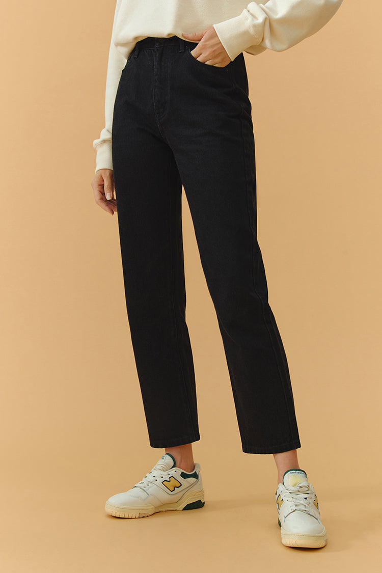 CHELSEA HIGH RISE STRAIGHT CROP JEANS