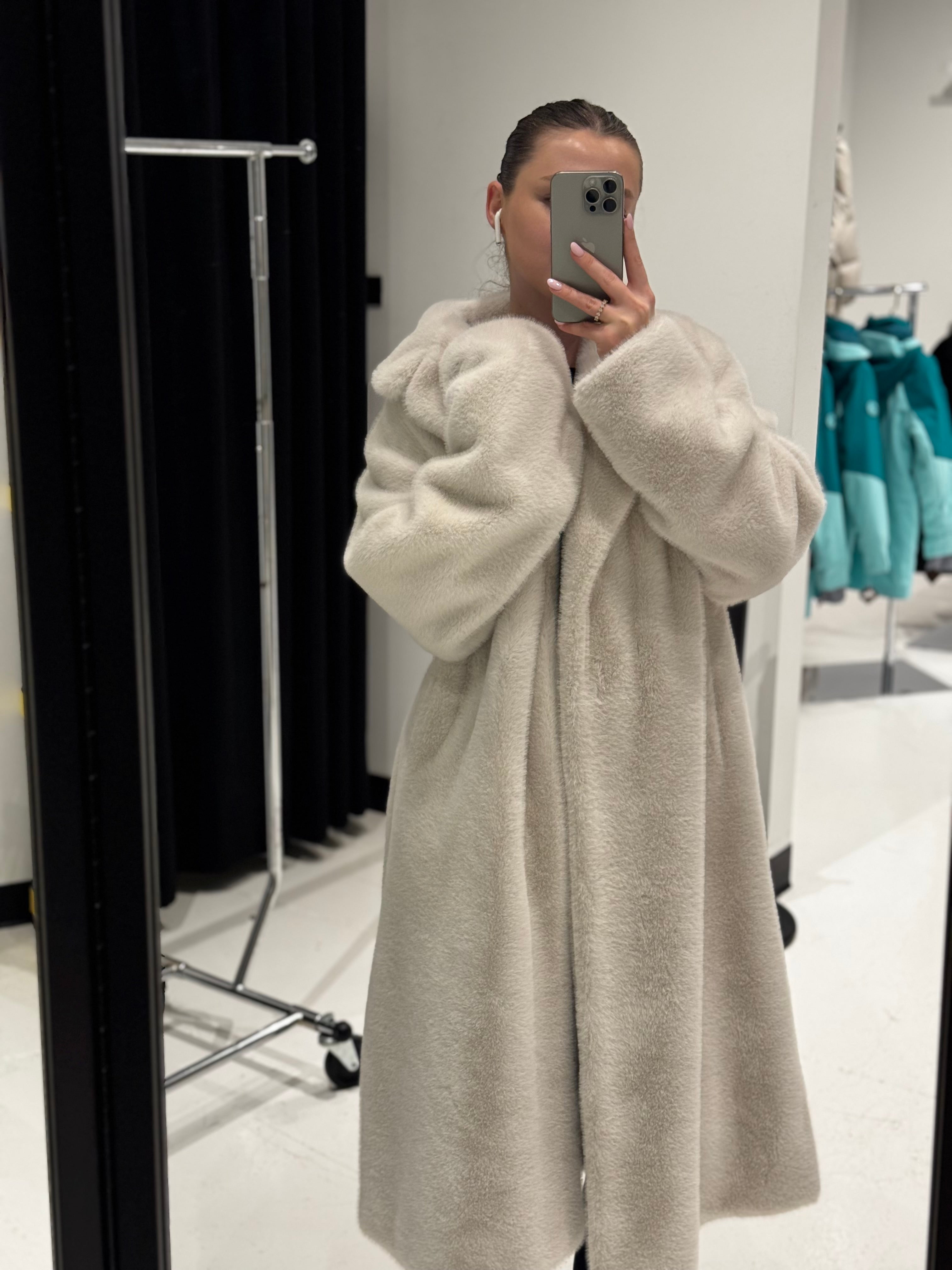 Faux Mink Effect Fur Coat in Ivory