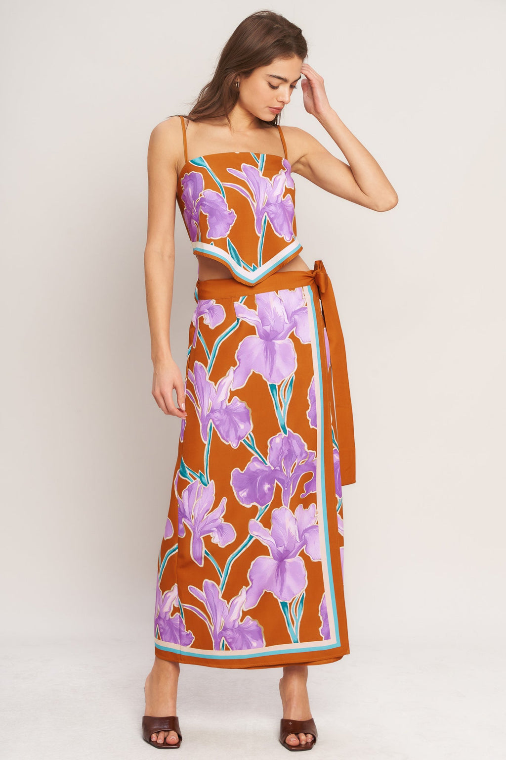 SUMMER IRIS SCARF TOP