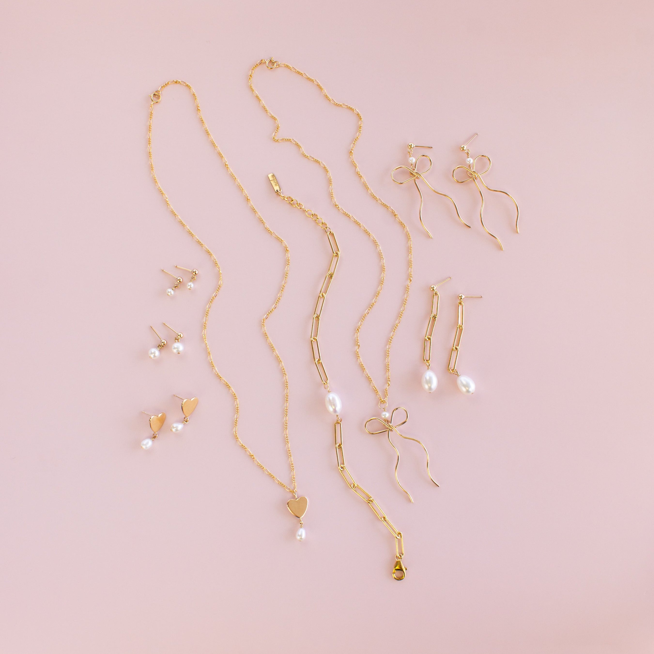 ADRIANA PEARL BRACELET