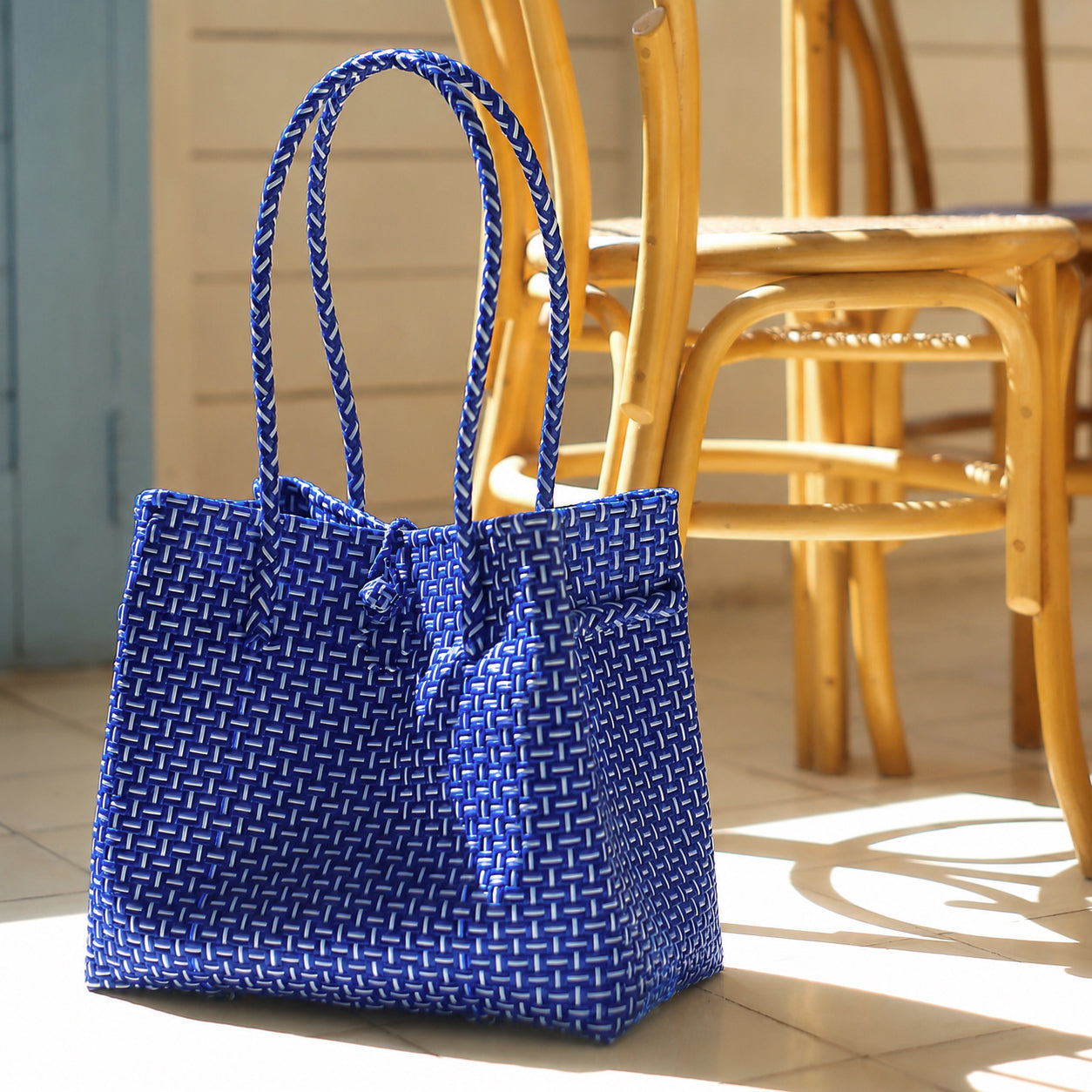 THE TOKO RECYCLED TOTE BAG IN NAVY