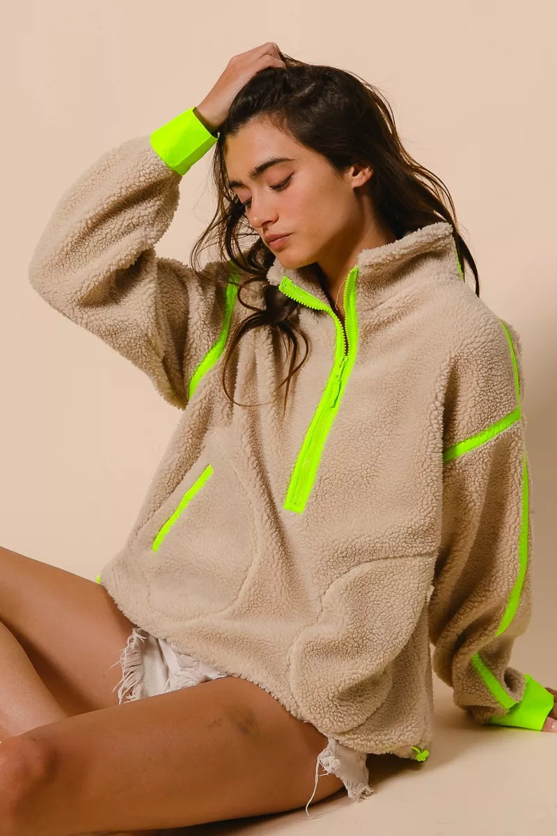 Contrast Edge Half Zip Up Sherpa Jacket