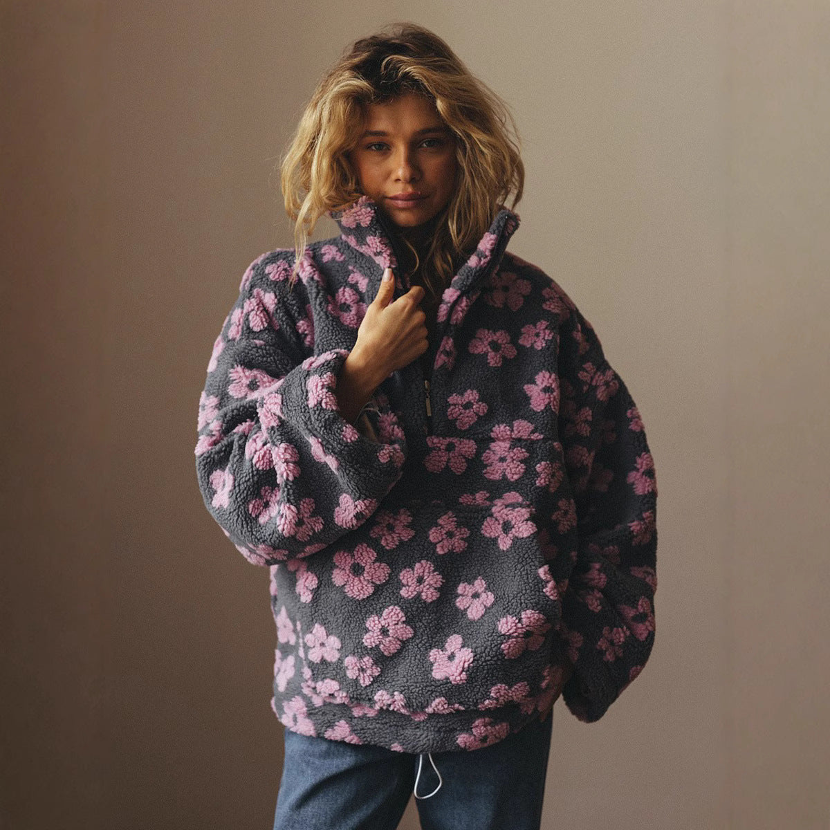 Winter Flowers Cozy Zip-Up Pocket Pullover