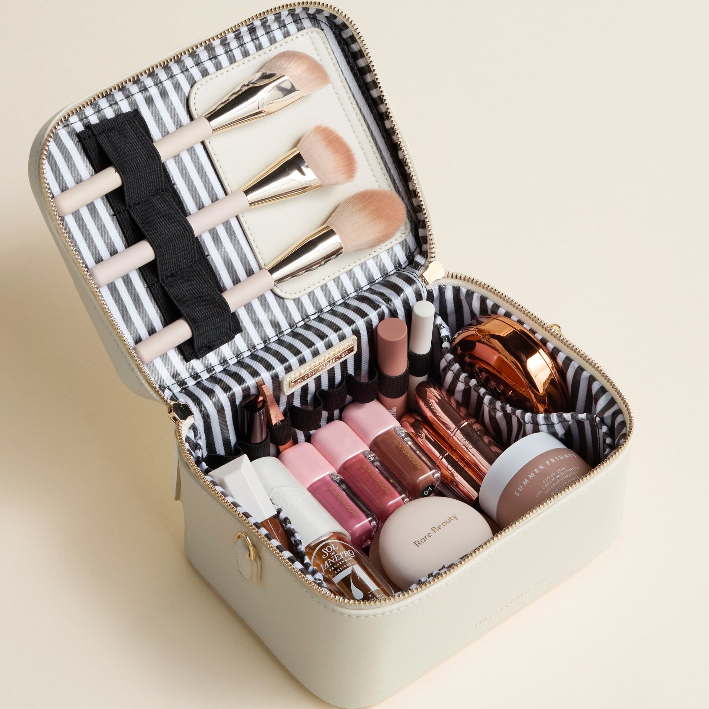 Jetsetter Train Case - Black - Luxury Travel Makeup Case