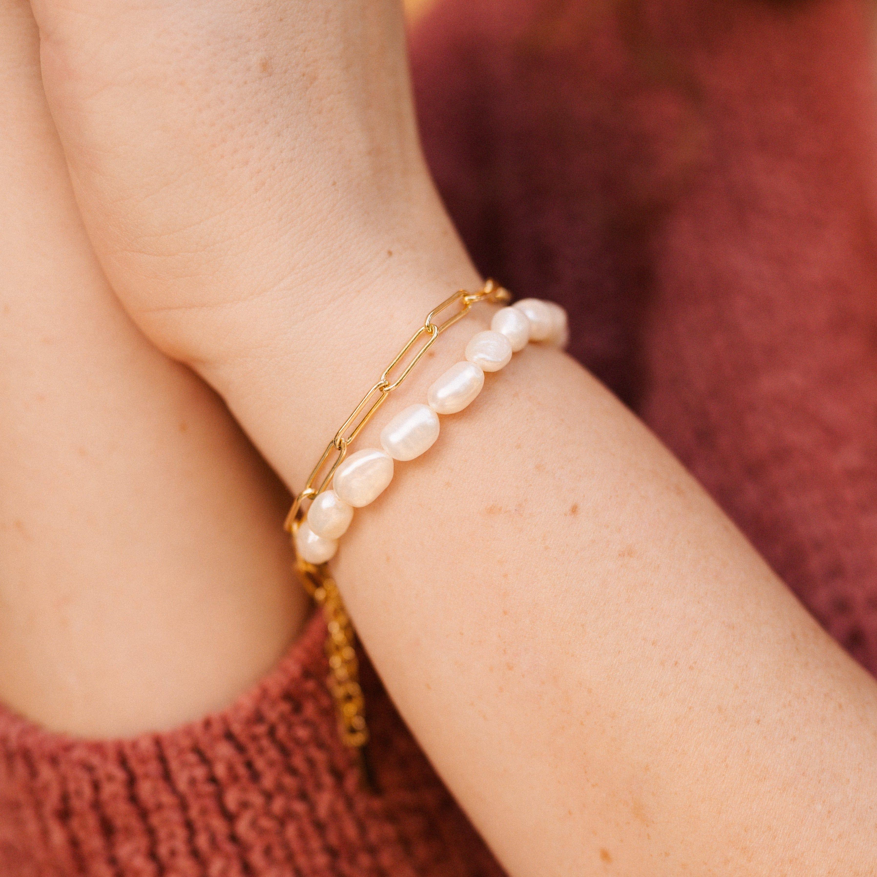 BOLD PAPERCLIP BRACELET