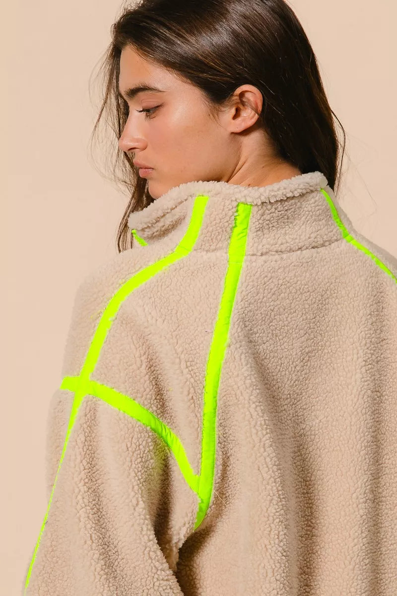 Contrast Edge Half Zip Up Sherpa Jacket