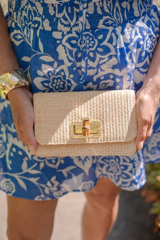 LILLY STRAW CLUTCH - BAMBOO TOGGLE