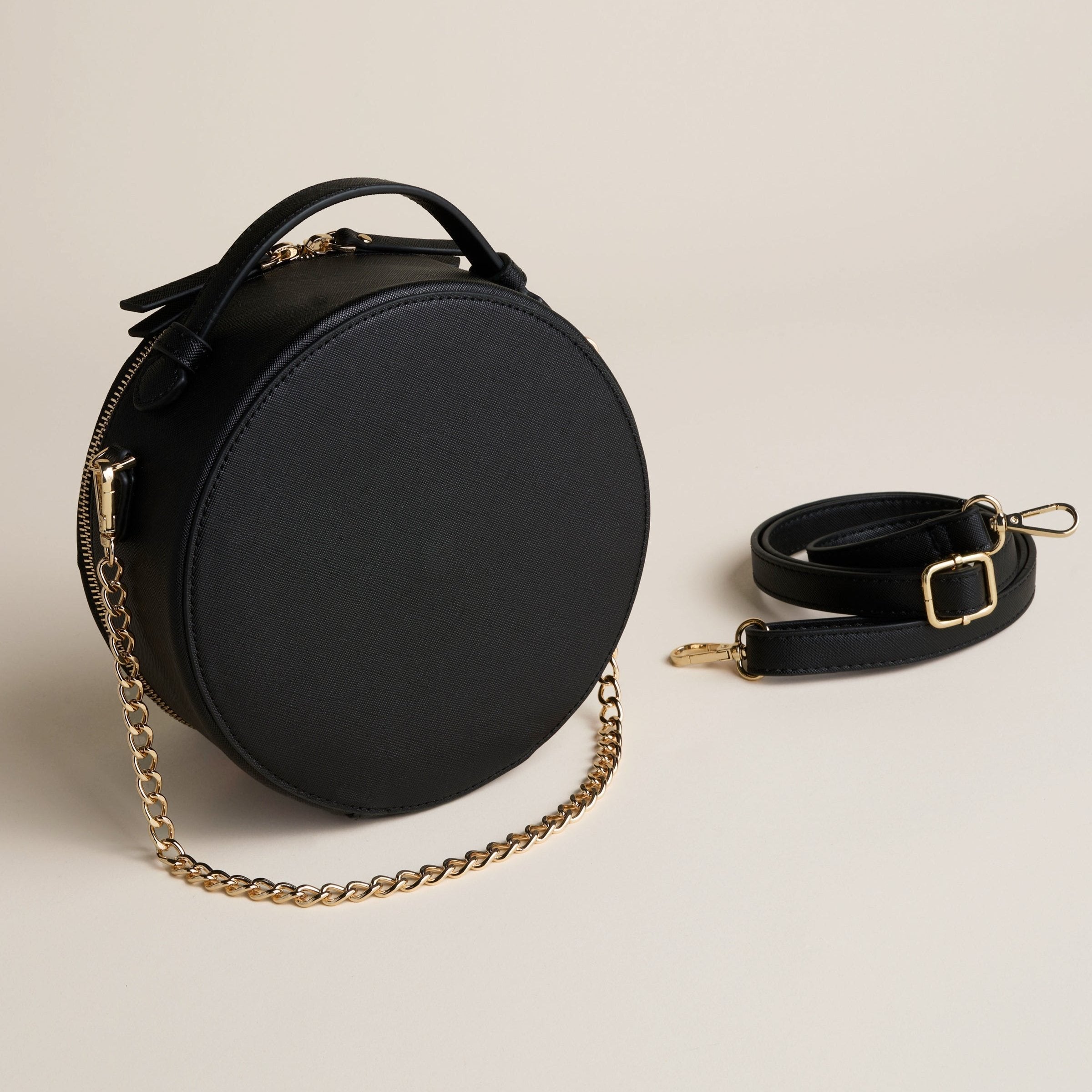 Nomad Round Travel Case - Red