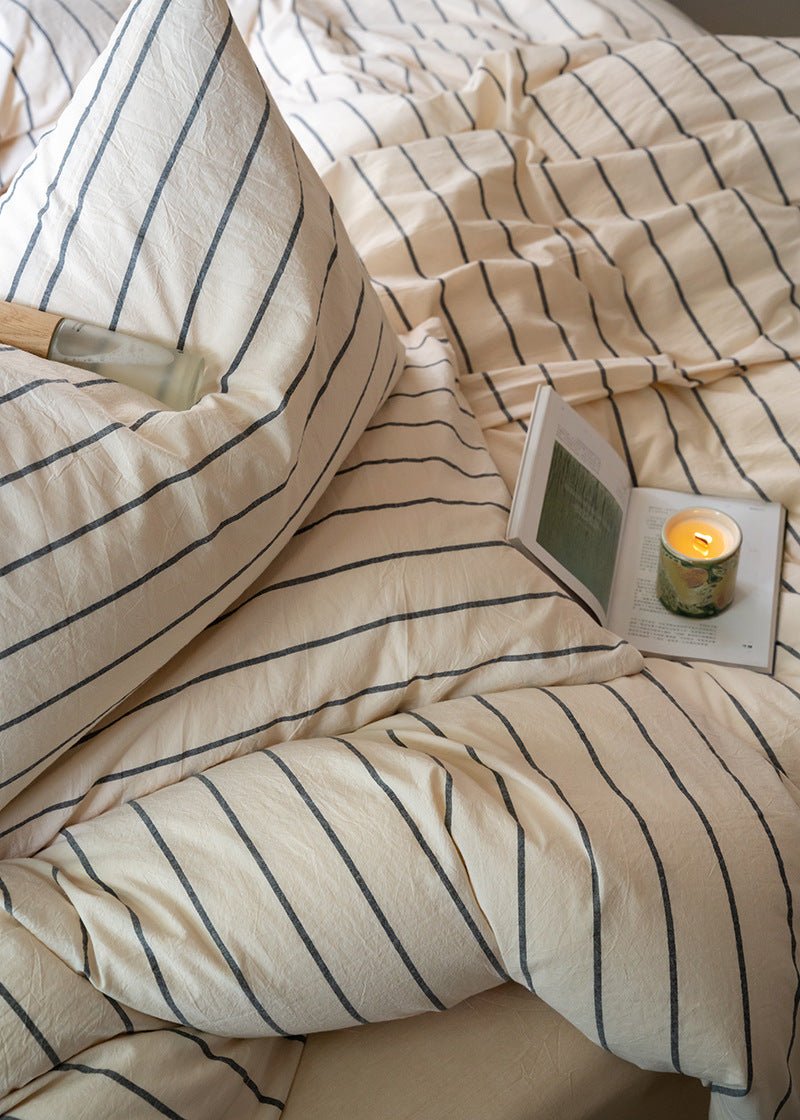 Minimalist Vertical Stripe Bow Ties Bedding Set / Gray