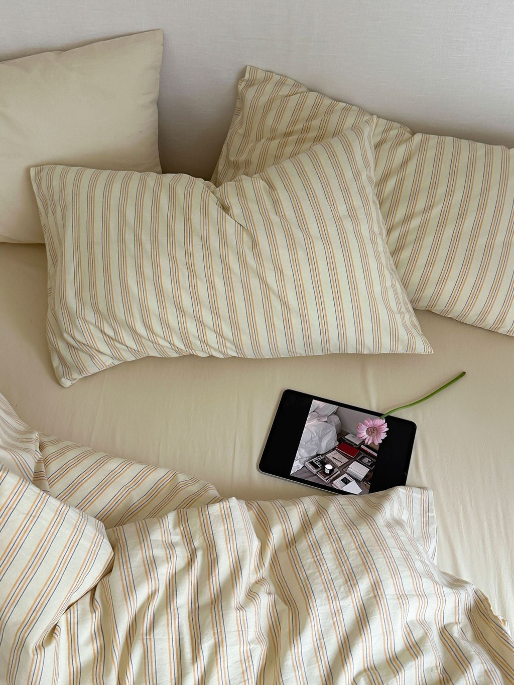 Refreshing Stripe Bedding Set / Yellow